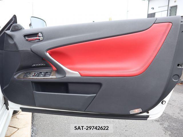 Lexus IS 2013-06 304444-25