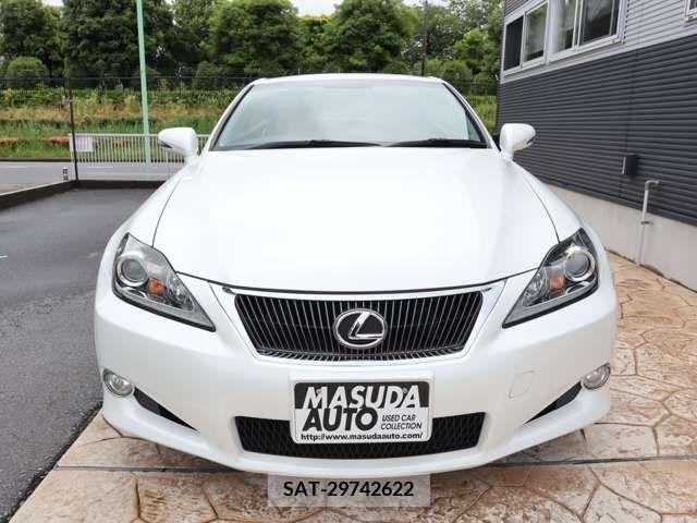 Lexus IS 2013-06 304444-1