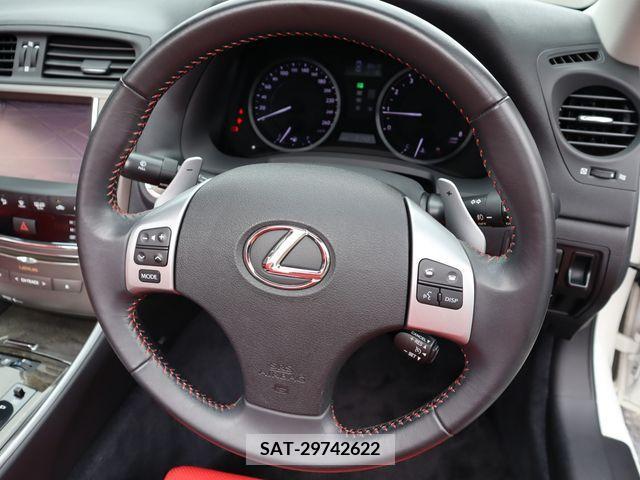 Lexus IS 2013-06 304444-12
