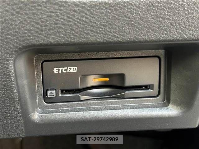 Nissan SERENA 2023-08 345733-29