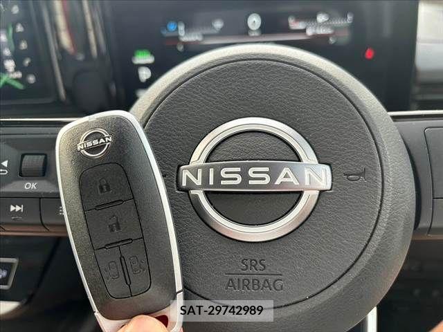 Nissan SERENA 2023-08 345733-3