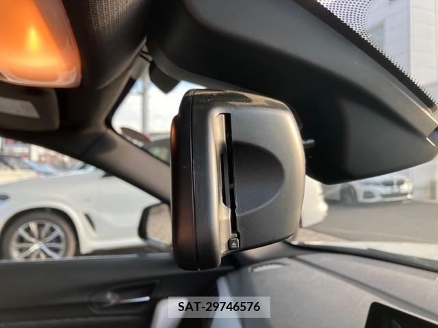 Bmw 1 SERIES 2017-10 222722-23