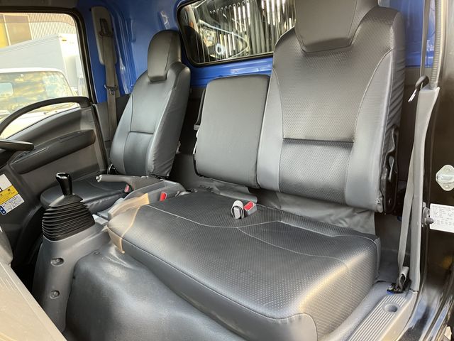 Isuzu ELF TRUCK 2015-05 29294-23