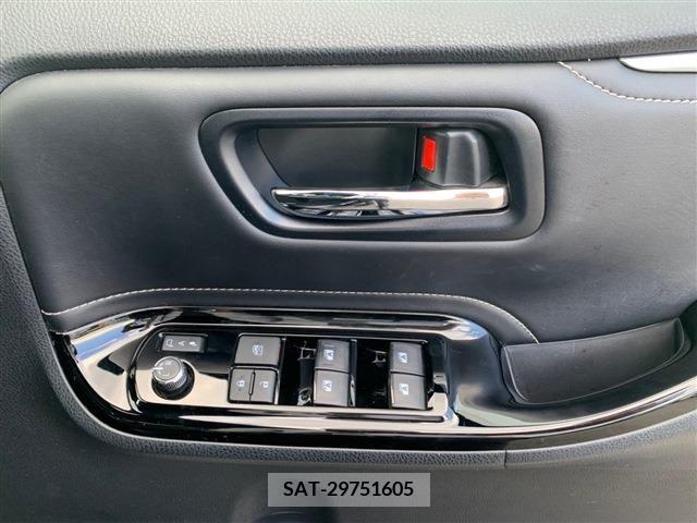 Toyota ESQUIRE 2020-01 205469-19