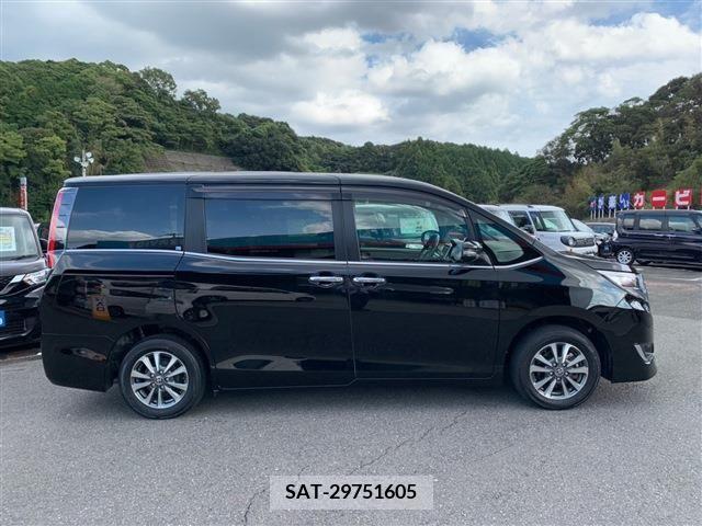 Toyota ESQUIRE 2020-01 205469-11