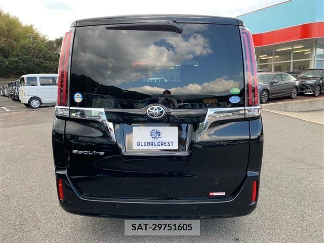 Toyota ESQUIRE 2020-01 205469-9