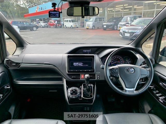Toyota ESQUIRE 2020-01 205469-4