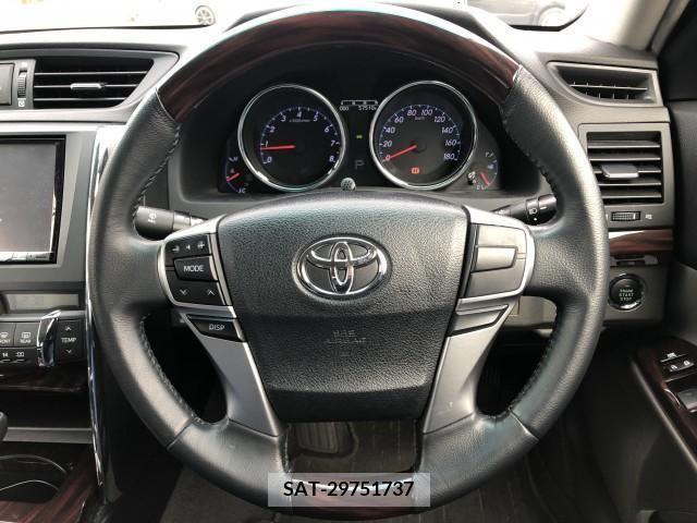 Toyota MARK X 2012-03 209692-12