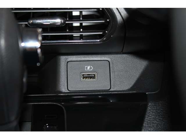 Mitsubishi EK X 2022-02 4292-12