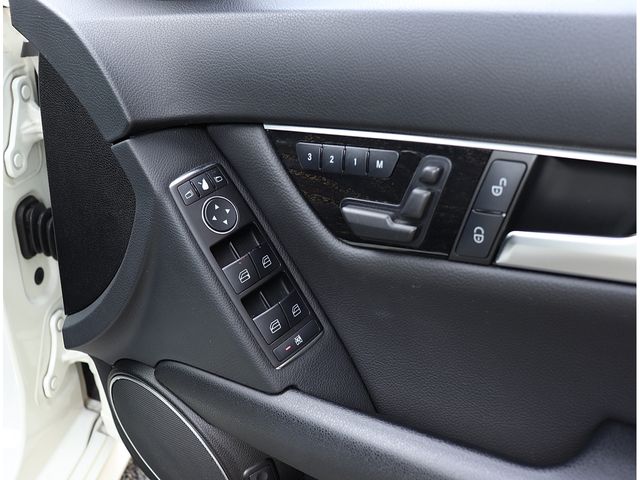 Mercedes Benz C-CLASS 2012-07 2737-23