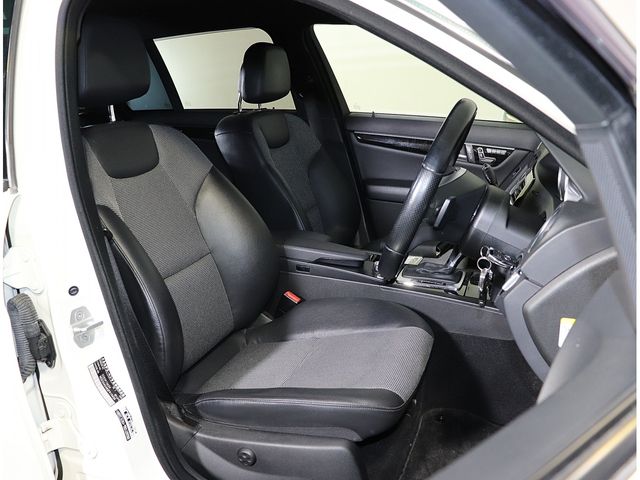 Mercedes Benz C-CLASS 2012-07 2737-6
