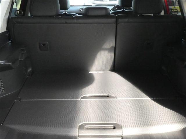 Nissan X-TRAIL 2016-08 24939-17