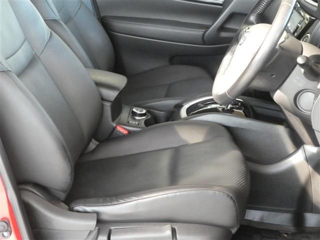 Nissan X-TRAIL 2016-08 24939-12