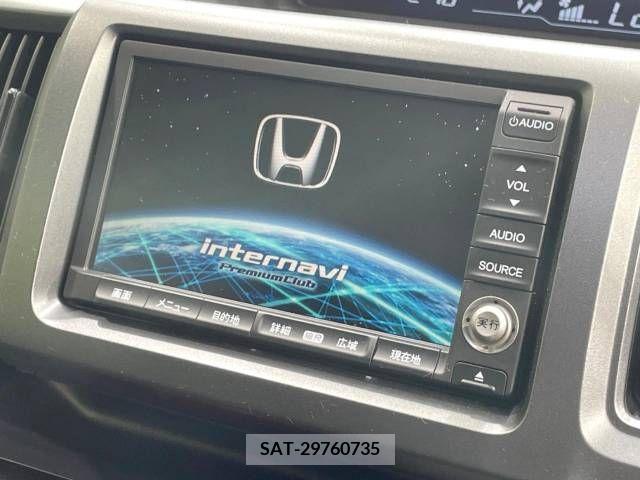 Honda e 2010-06 348125-3