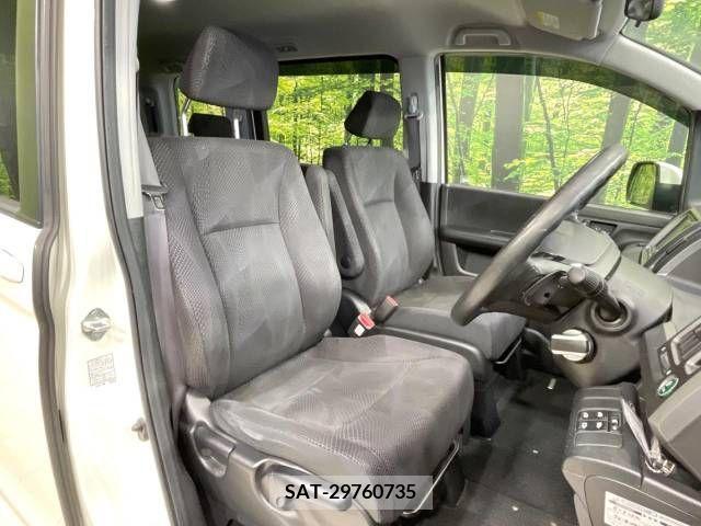 Honda e 2010-06 348125-8