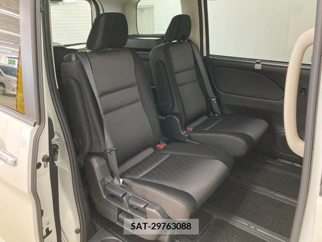 Nissan SERENA 2021-07 367781-10
