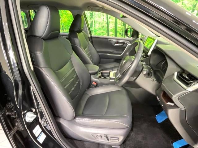 Toyota RAV4 2019-09 21184-8