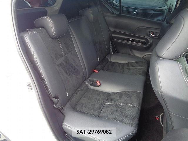 Toyota AQUA 2018-07 291881-5