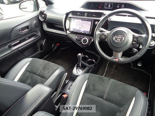 Toyota AQUA 2018-07 291881-9