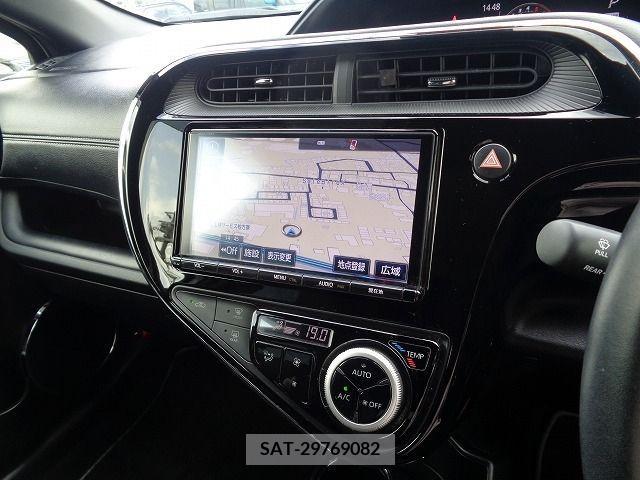 Toyota AQUA 2018-07 291881-13