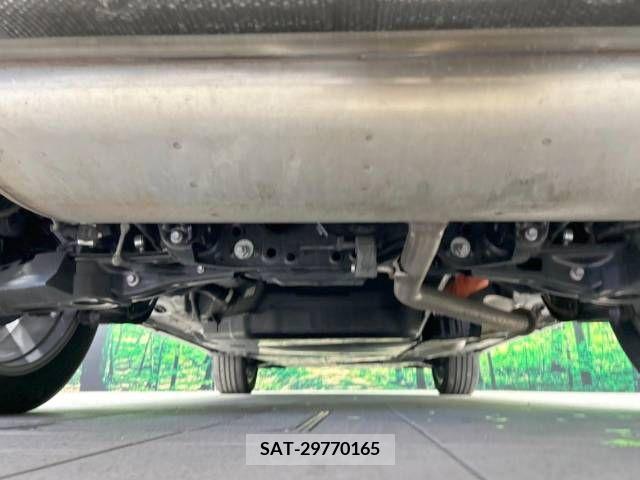 Toyota HARRIER HYBRID 2021-12 220225-18
