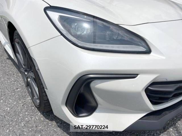 Subaru BRZ 2022-01 380379-12