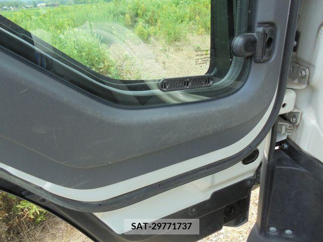 Isuzu FORWARD 2009-09 360516-26