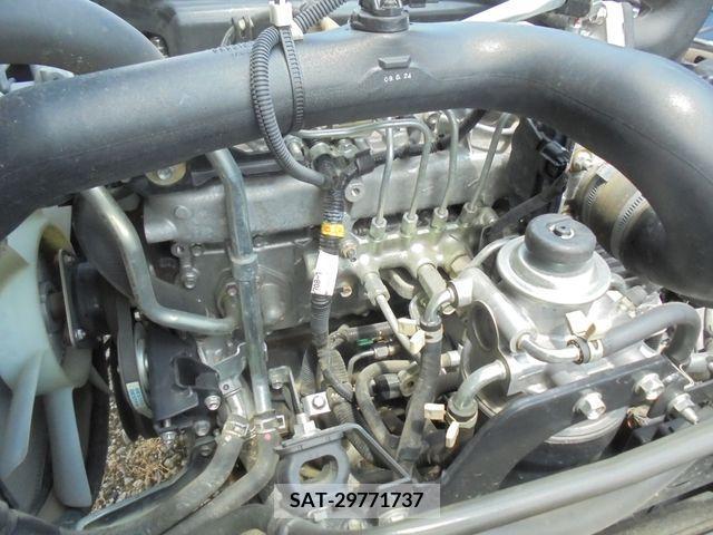 Isuzu FORWARD 2009-09 360516-18