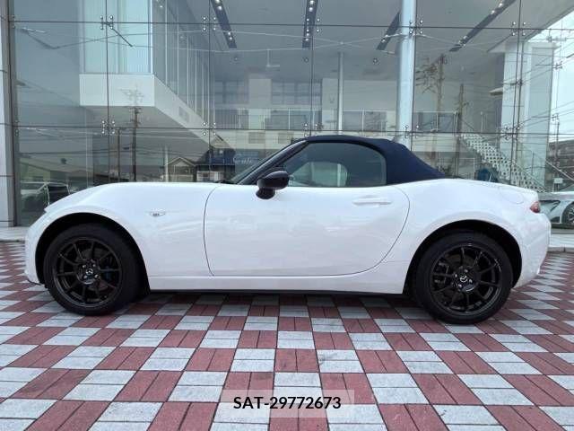 Mazda ROADSTER 2022-09 243915-19