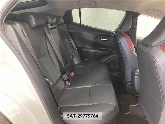 Toyota PRIUS 2023-03 313479-12