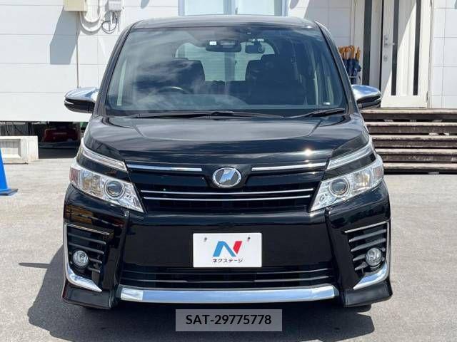 Toyota VOXY 2016-06 252127-18