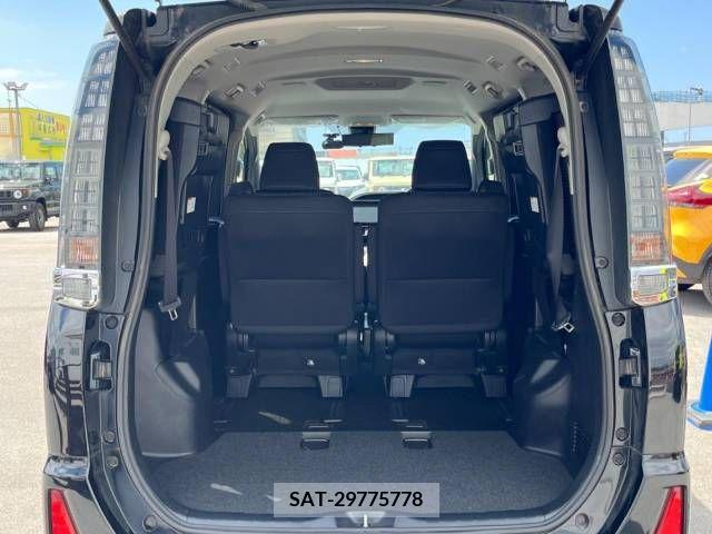 Toyota VOXY 2016-06 252127-14