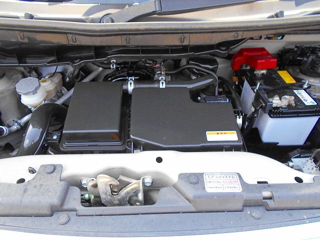 Suzuki SPACIA 2015-02 4877-27