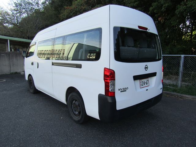 Nissan NV350 Caravan Microbus 2012-12 185934-6