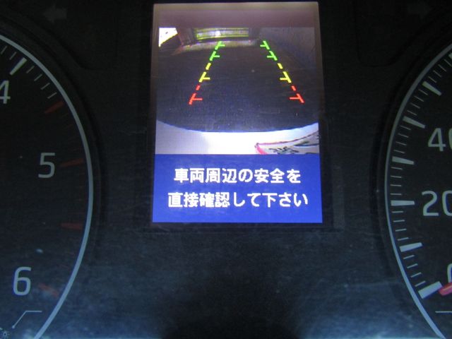 Nissan NV350 Caravan Microbus 2012-12 185934-18
