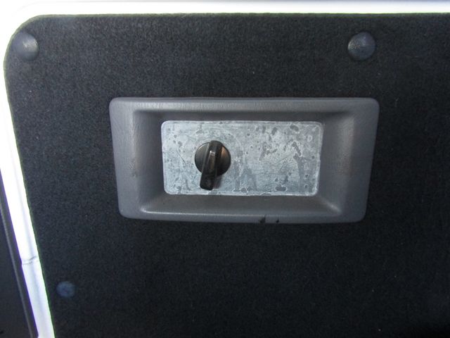 Nissan NV350 Caravan Microbus 2012-12 185934-24