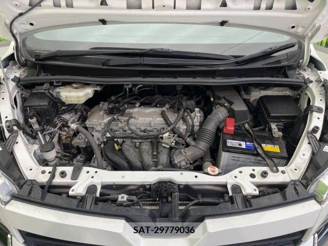 Toyota VOXY 2019-09 370453-18