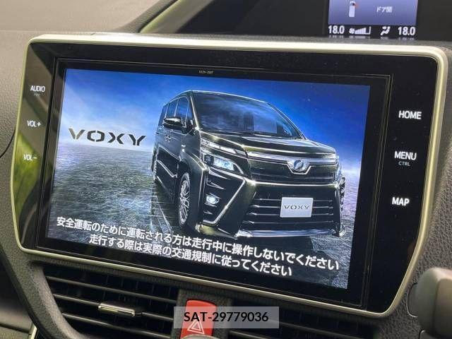 Toyota VOXY 2019-09 370453-4