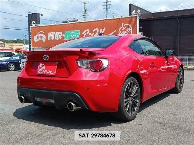 Toyota 86 2013-08 382863-18