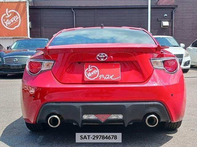 Toyota 86 2013-08 382863-17