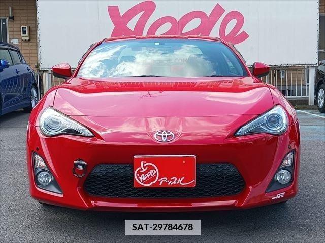 Toyota 86 2013-08 382863-14