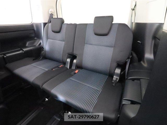 Toyota NOAH 2015-05 201942-7