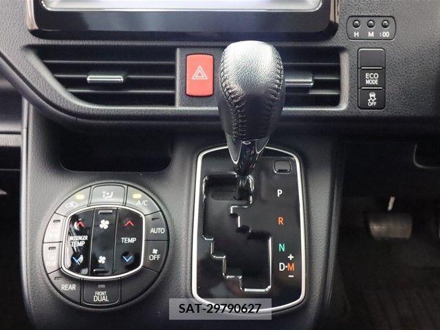 Toyota NOAH 2015-05 201942-13