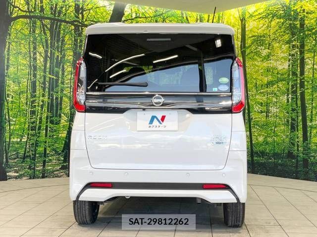 Nissan ROOX 2020-09 447978-15