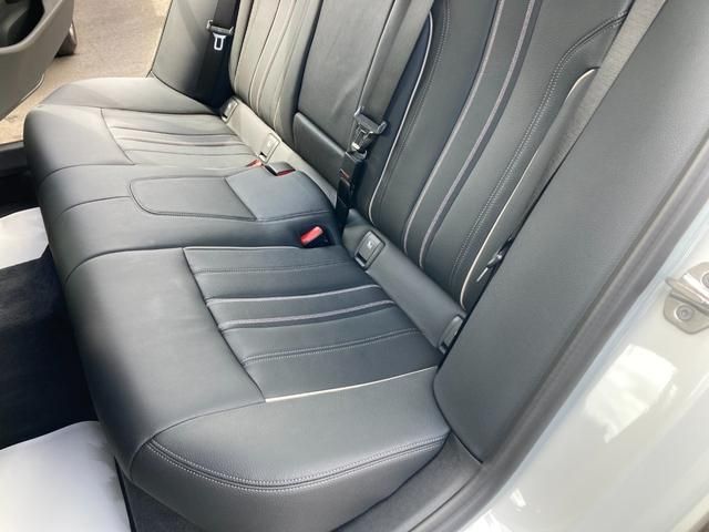 Bmw 5 SERIES 2023-01 18188-19