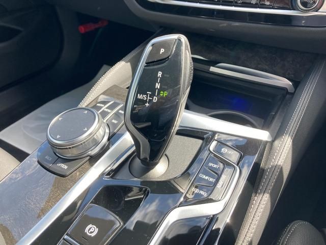 Bmw 5 SERIES 2023-01 18188-14