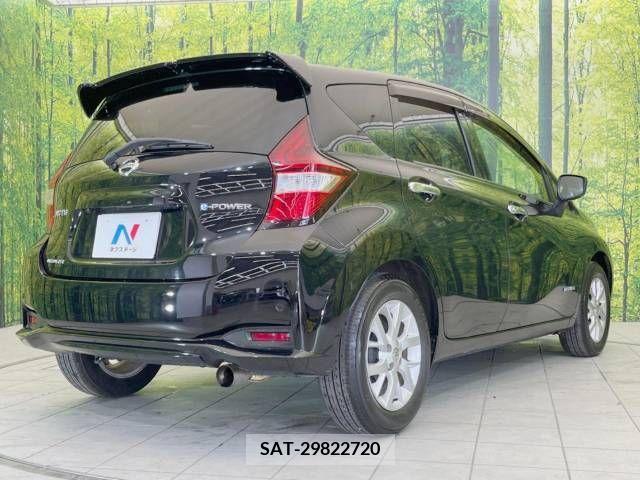 Nissan NOTE 2017-07 305405-17