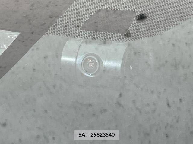 Toyota SIENTA 2021-03 298358-6