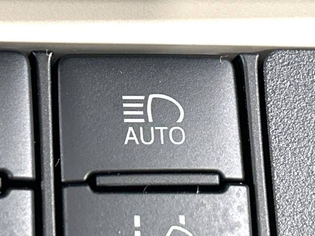 Toyota SIENTA 2021-01 195598-6