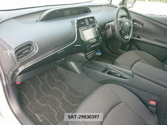Toyota PRIUS 2020-04 322483-18
